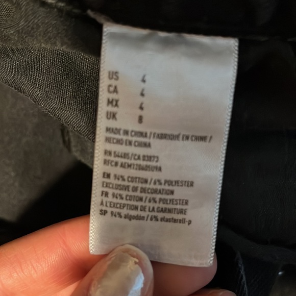 American Eagle black distressed jean mini skirt - Picture 4 of 6